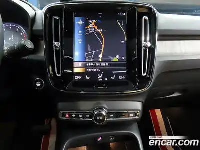 Volvo XC40 2021 2.0 автомат (гидро), миниатюра 12