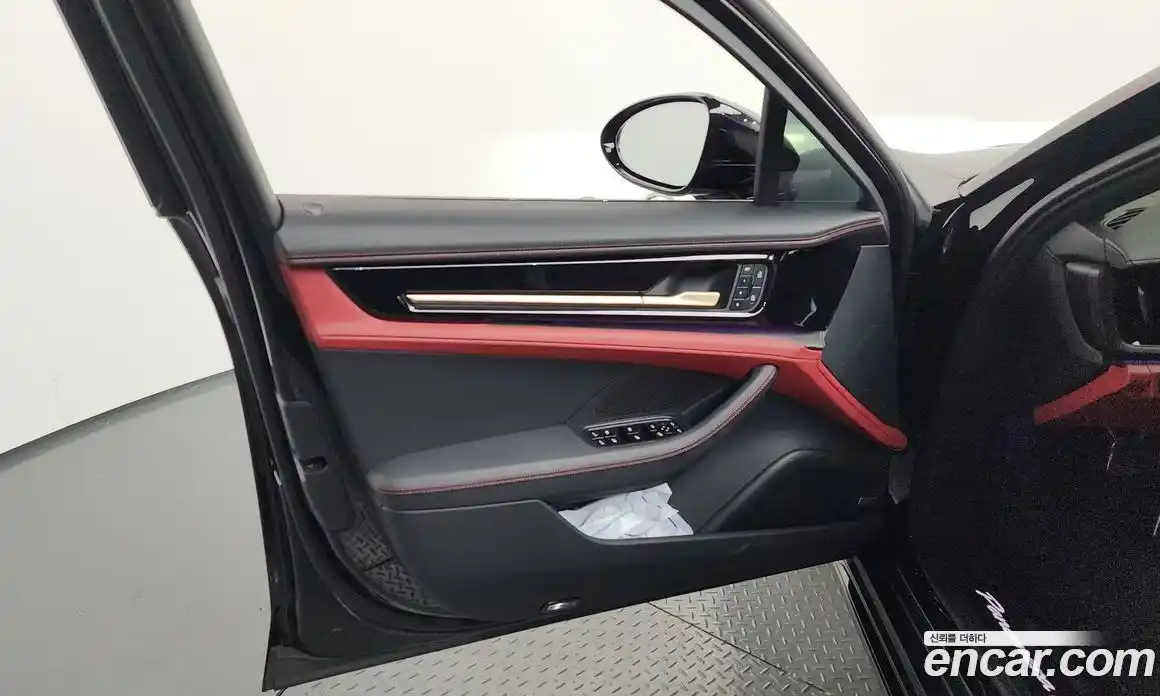 Porsche Panamera 2025 4.0 автомат (гидро), фото 14