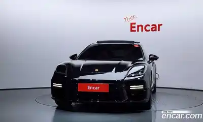 Porsche Panamera 2025 4.0 автомат (гидро), миниатюра 3