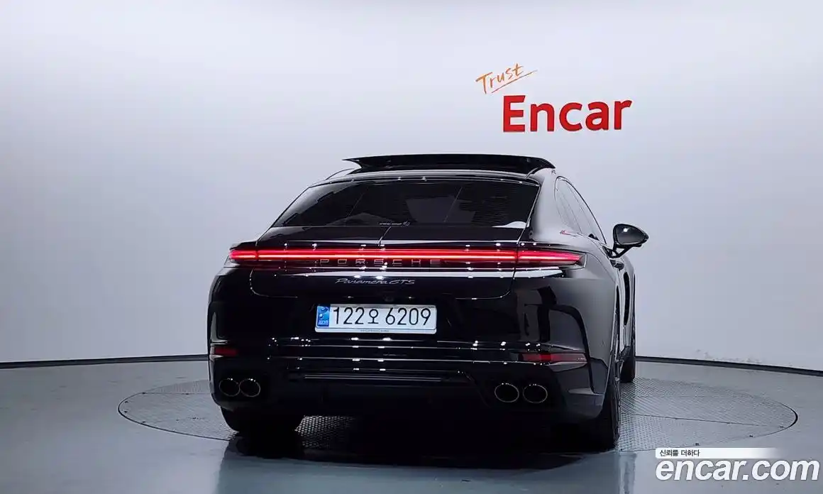 Porsche Panamera 2025 4.0 автомат (гидро), фото 4
