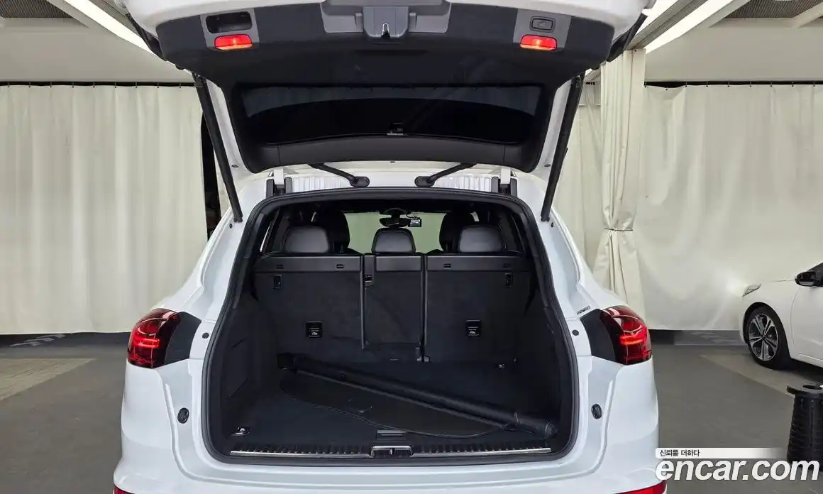 Porsche Cayenne 2017 3.0 автомат (гидро), фото 20