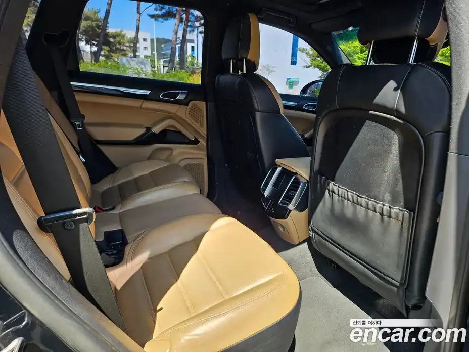 Porsche Cayenne 2016 3.0 автомат (гидро), фото 14