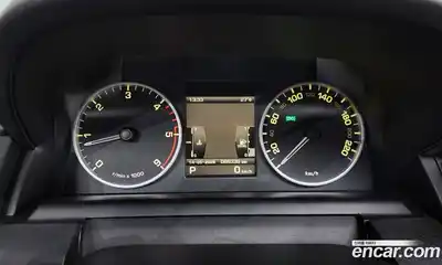 Land Rover Discovery 2011 3.0 автомат (гидро), миниатюра 8