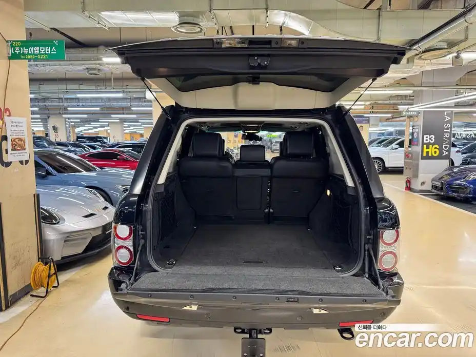Land Rover Range Rover 2012 4.4 автомат (гидро), фото 14