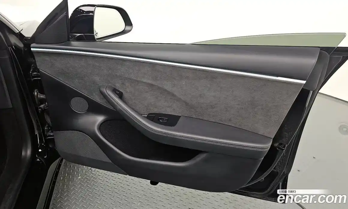 Tesla Model 3 2024 0.2 гидро, фото 13