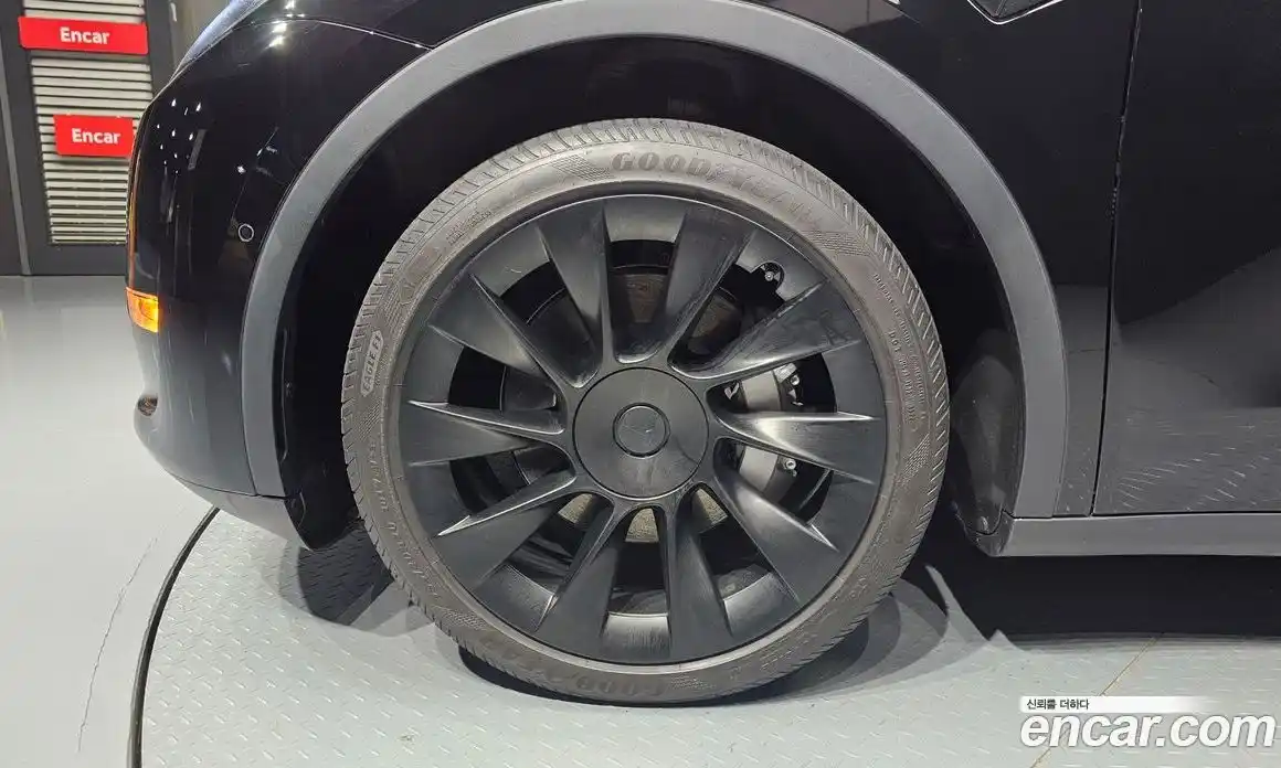Tesla Model Y 2022 0.2 гидро, фото 5