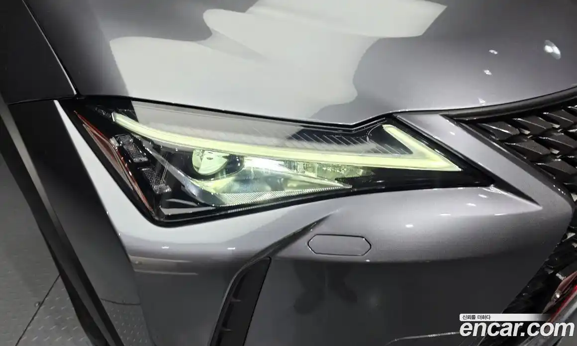 Lexus UX 2019 2.0 гидро, фото 8