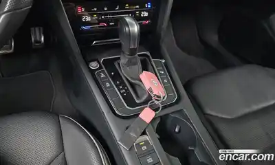 Volkswagen Arteon 2022 2.0 автомат (гидро), миниатюра 9