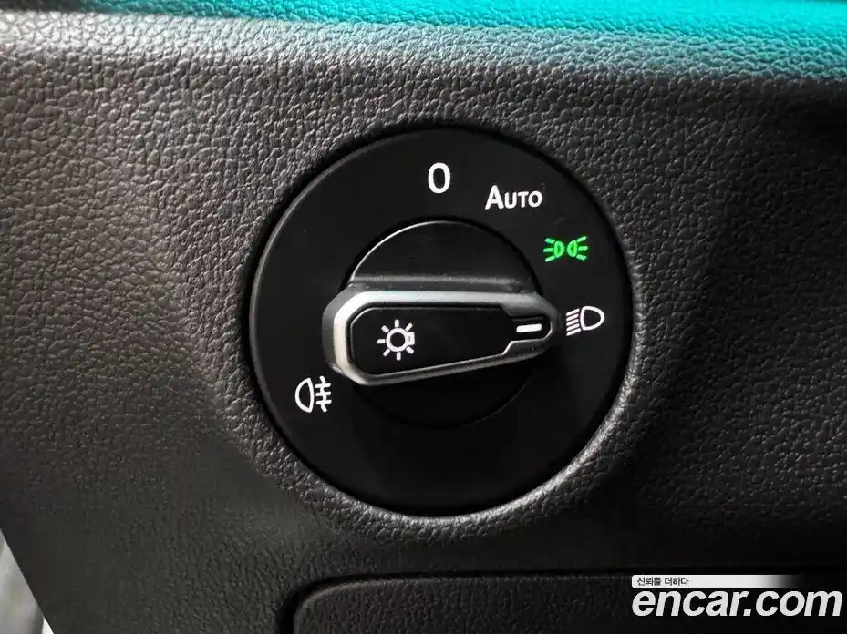 Volkswagen Jetta 2023 1.5 автомат (гидро), фото 13