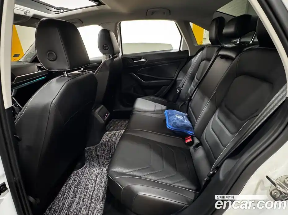 Volkswagen Jetta 2023 1.5 автомат (гидро), фото 18