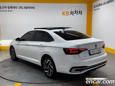 Volkswagen Jetta 2023 1.5 автомат (гидро), миниатюра 2