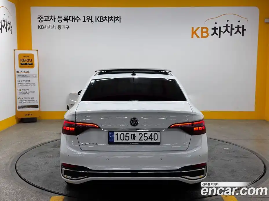 Volkswagen Jetta 2023 1.5 автомат (гидро), фото 4