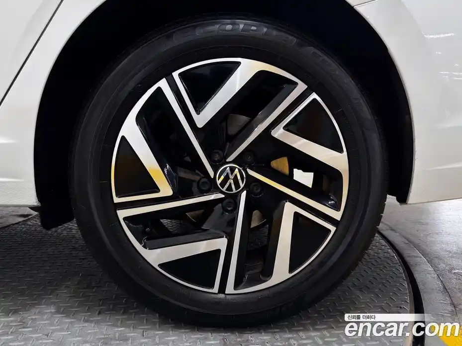 Volkswagen Jetta 2023 1.5 автомат (гидро), фото 5