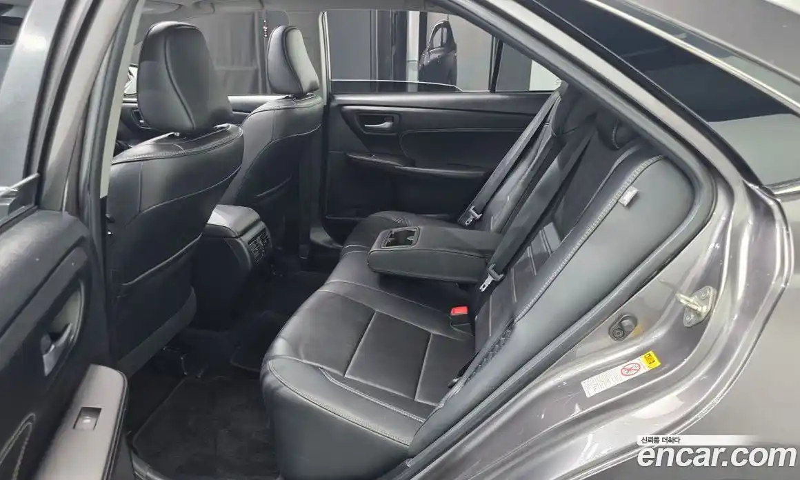 Toyota Camry 2017 2.5 гидро, фото 17