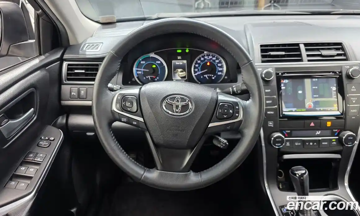 Toyota Camry 2017 2.5 гидро, фото 18
