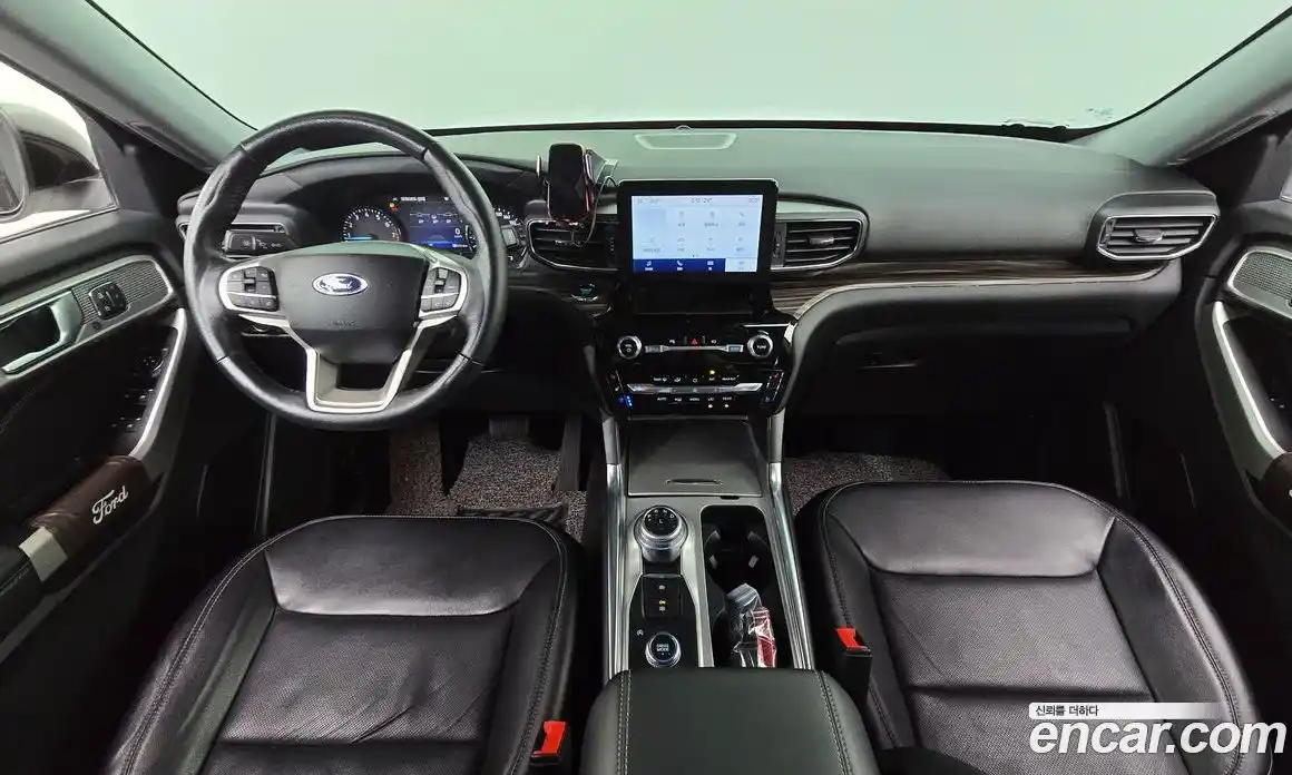 Ford Explorer 2022 2.3 автомат (гидро), фото 10
