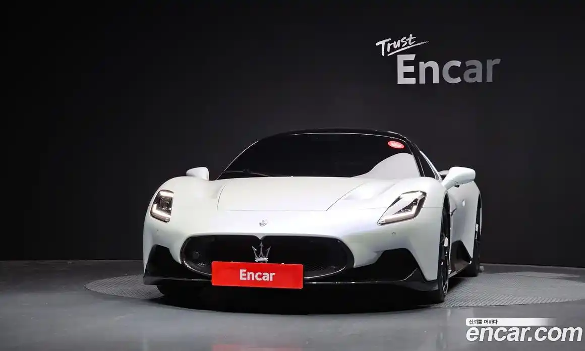 Maserati MC20 2022 3.0 гидро, фото 3