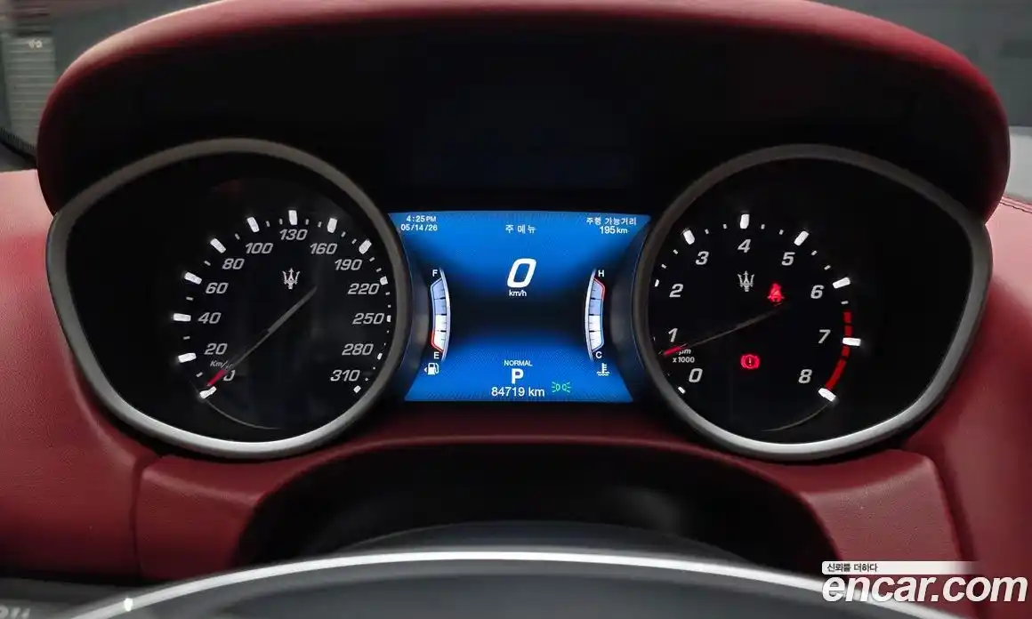 Maserati Ghibli 2019 3.0 гидро, фото 11