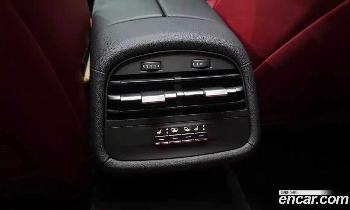 Maserati Ghibli 2019 3.0 гидро, фото 24