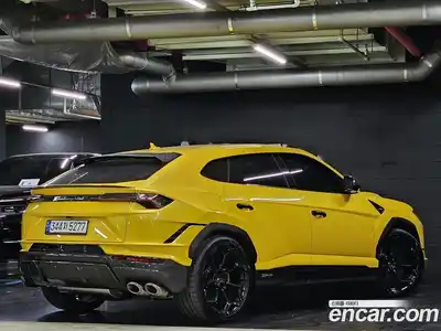 Lamborghini Urus 2024 4.0 гидро, миниатюра 5