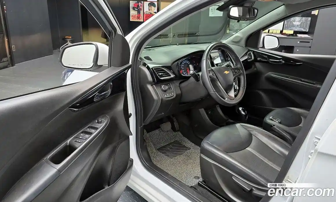 Chevrolet Spark 2019 1.0 автомат (гидро), фото 11
