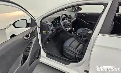 Hyundai Ioniq 2016 1.6 автомат (гидро), миниатюра 11