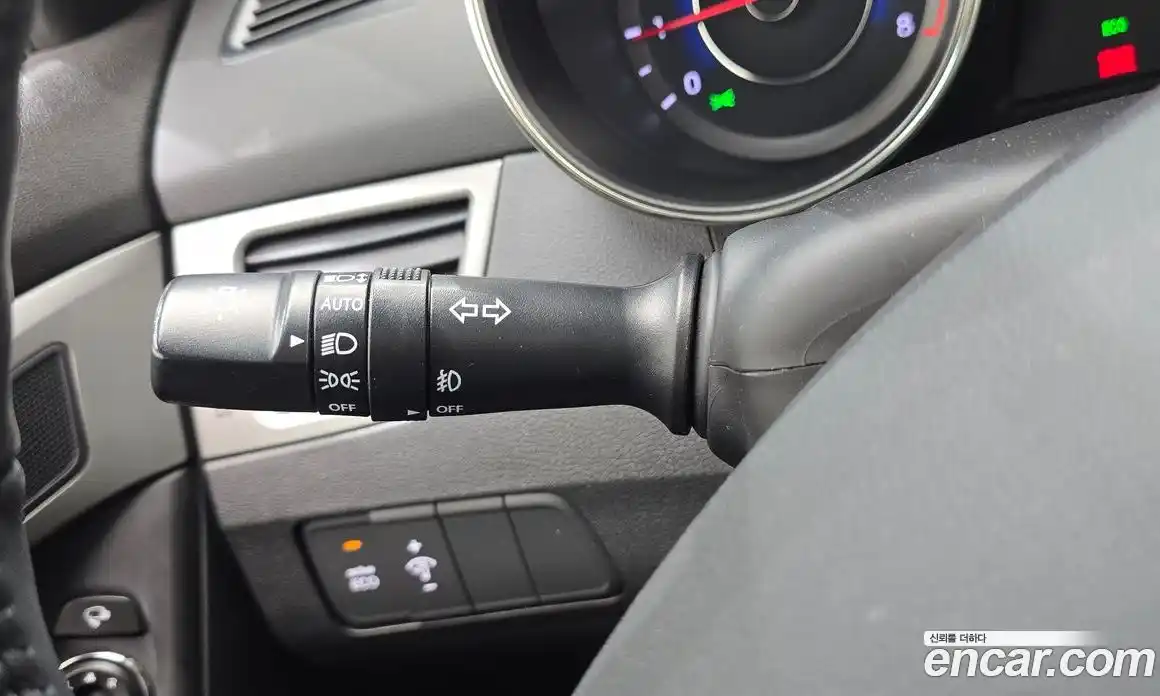 Hyundai Avante 2011 1.6 автомат (гидро), фото 16
