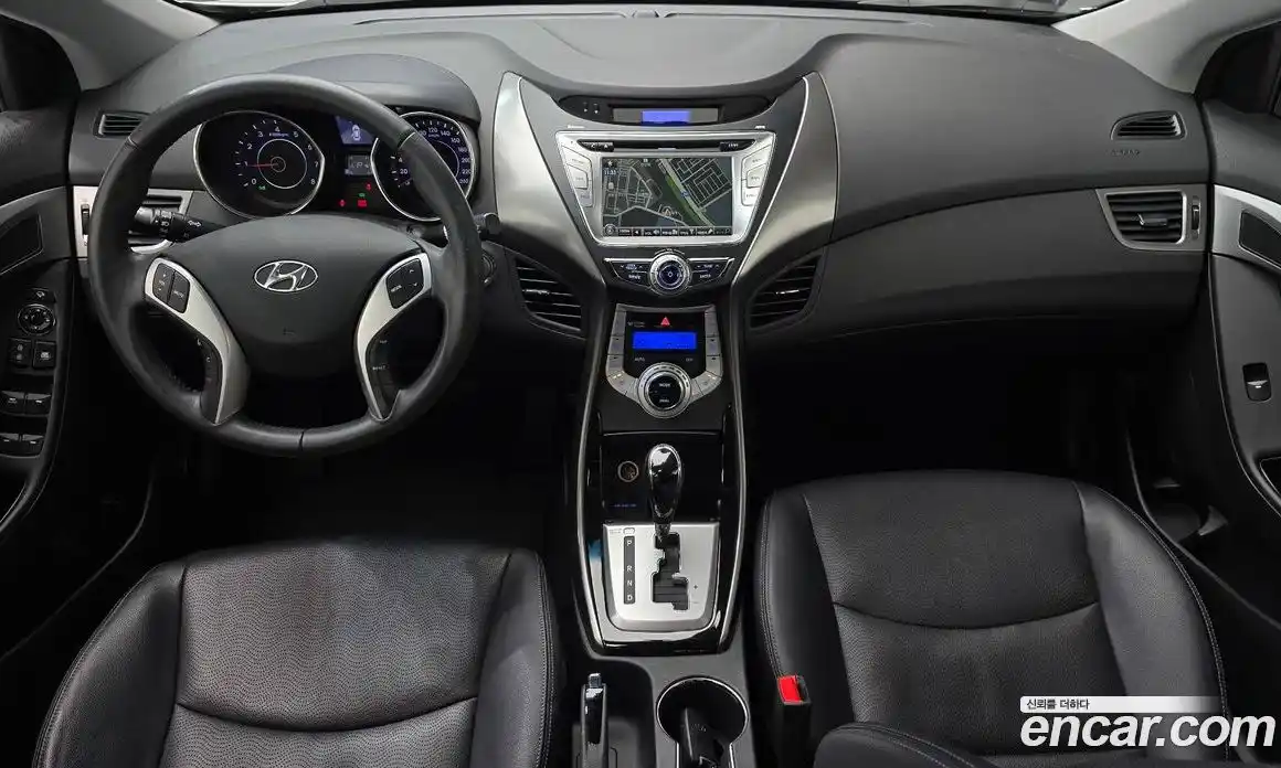 Hyundai Avante 2011 1.6 автомат (гидро), фото 7