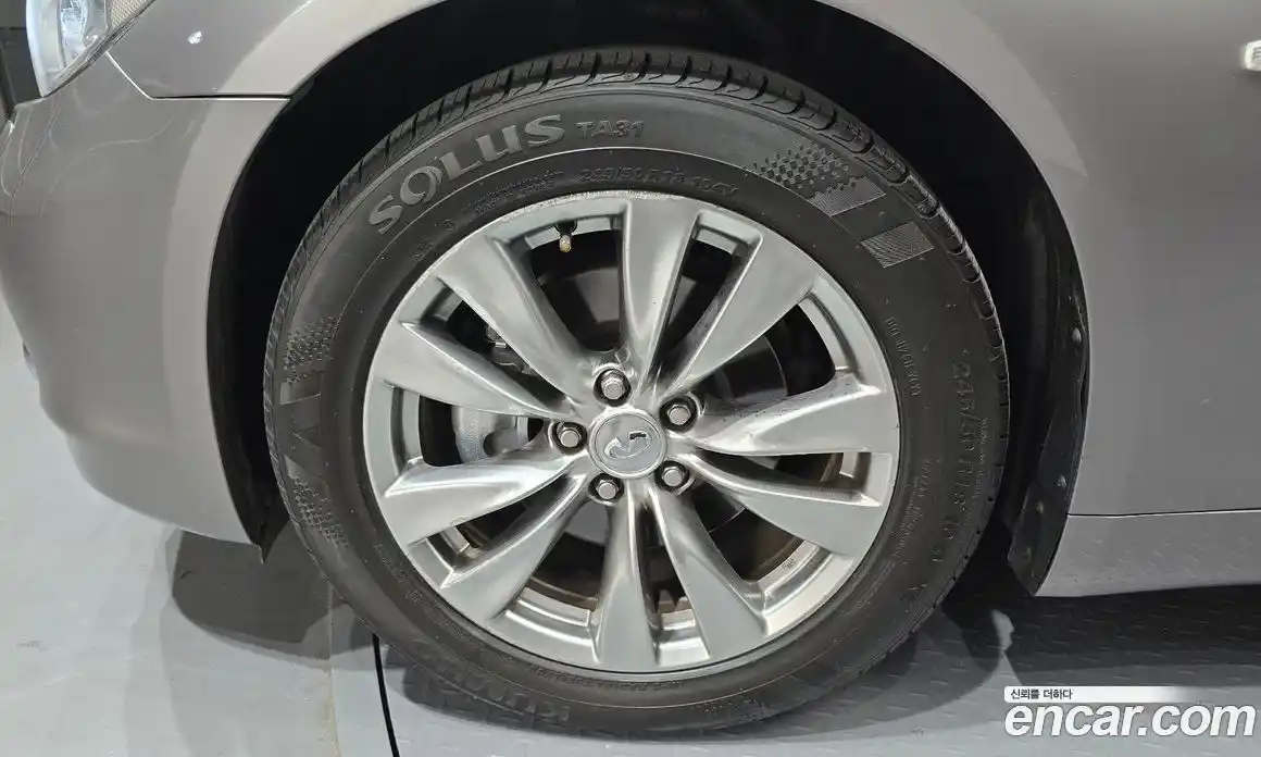 Infiniti M 2013 3.7 гидро, фото 5