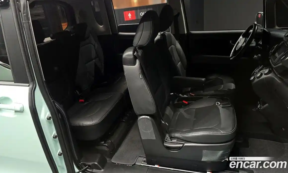 Kia Ray 2024 1.0 автомат (гидро), фото 11