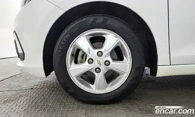 Chevrolet Spark 2015 1.0 автомат (гидро), миниатюра 5