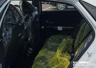 Hyundai Avante 2025 1.6 автомат (гидро), миниатюра 8