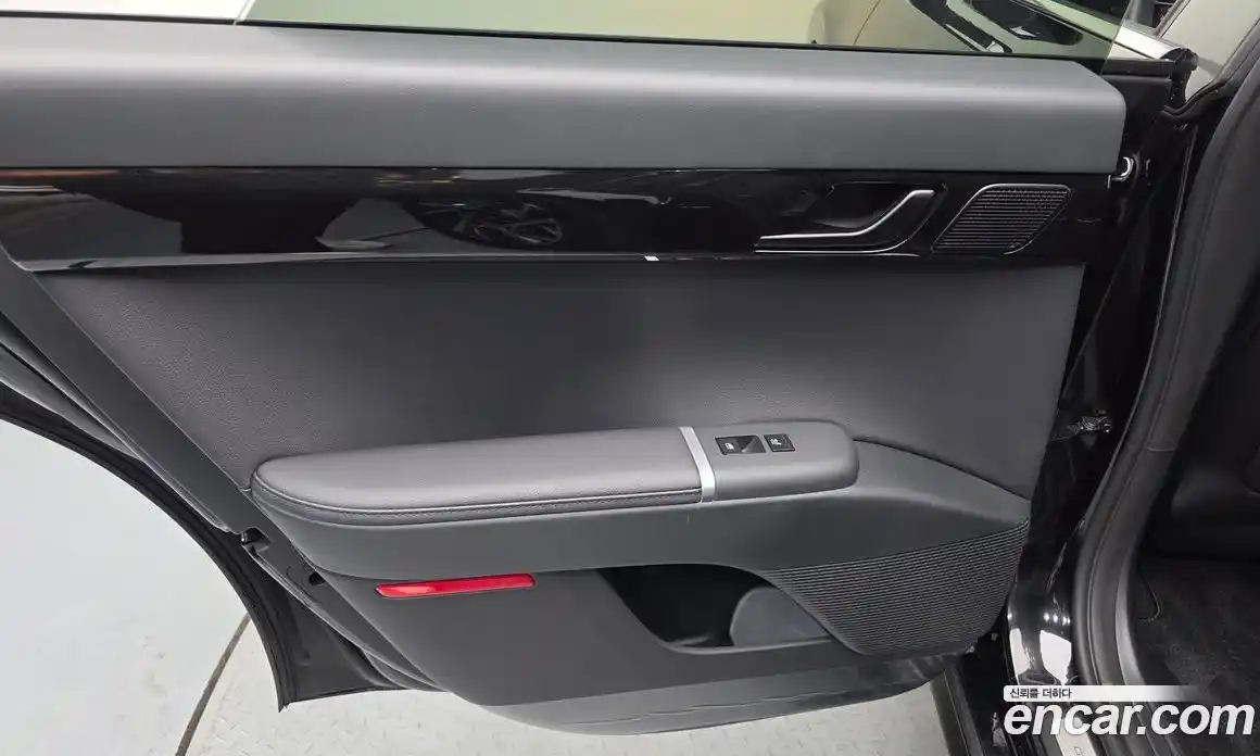 Hyundai Grandeur 2025 2.5 автомат (гидро), фото 15