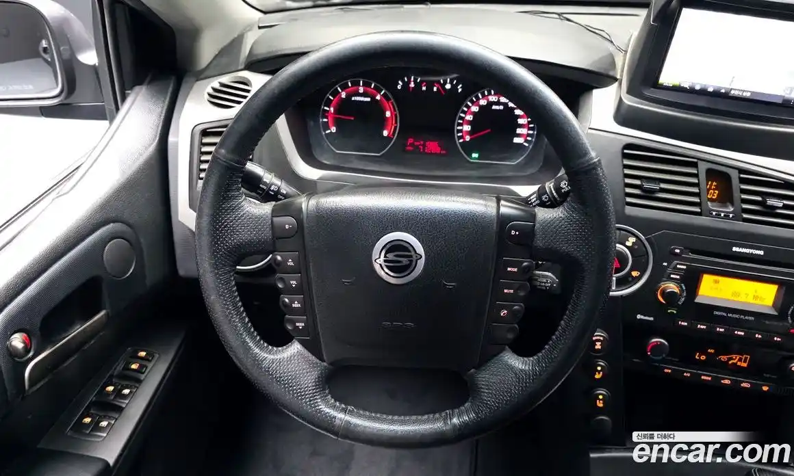 SsangYong Korando 2013 2.0 автомат (гидро), фото 13