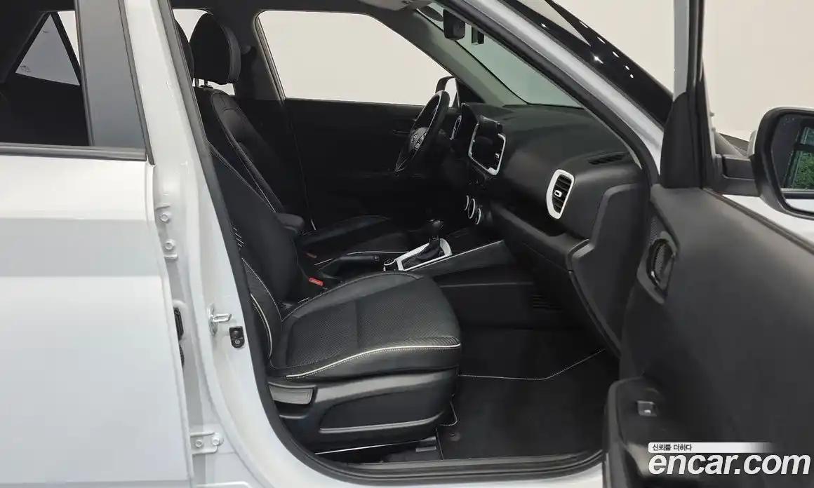 Hyundai Venue 2020 1.6 автомат (гидро), фото 11
