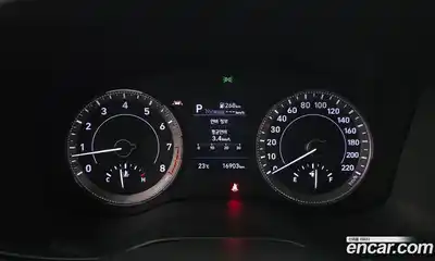 Hyundai Venue 2020 1.6 автомат (гидро), миниатюра 8
