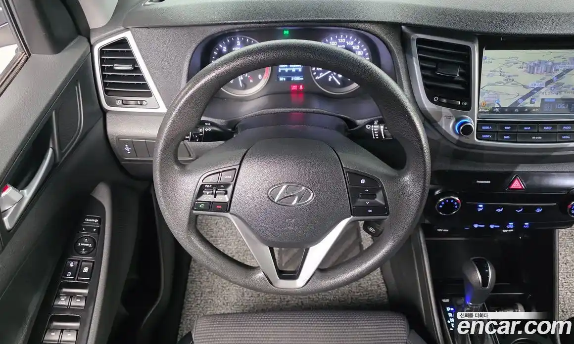 Hyundai Tucson 2015 1.7 автомат (гидро), фото 20