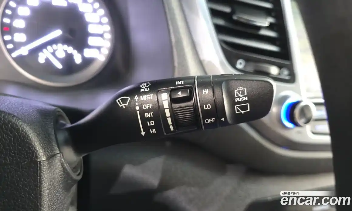 Hyundai Tucson 2015 1.7 автомат (гидро), фото 28