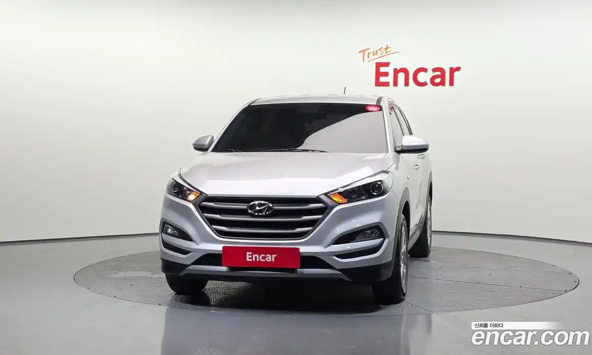Hyundai Tucson 2015 1.7 автомат (гидро), фото 3