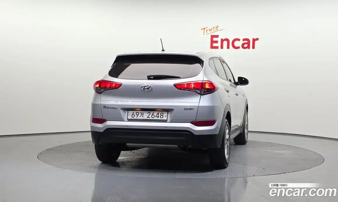 Hyundai Tucson 2015 1.7 автомат (гидро), фото 4