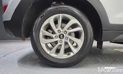 Hyundai Tucson 2015 1.7 автомат (гидро), миниатюра 5