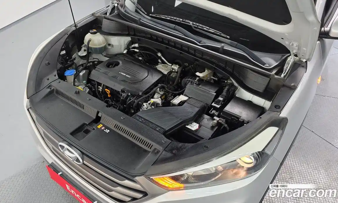 Hyundai Tucson 2015 1.7 автомат (гидро), фото 6