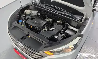 Hyundai Tucson 2015 1.7 автомат (гидро), миниатюра 6