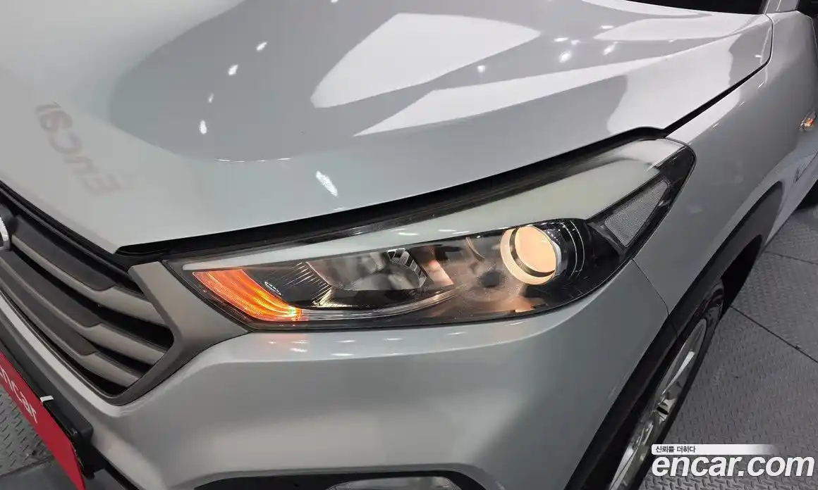 Hyundai Tucson 2015 1.7 автомат (гидро), фото 8