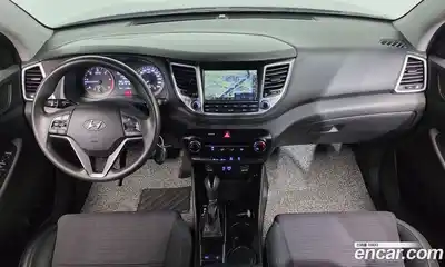 Hyundai Tucson 2015 1.7 автомат (гидро), миниатюра 10