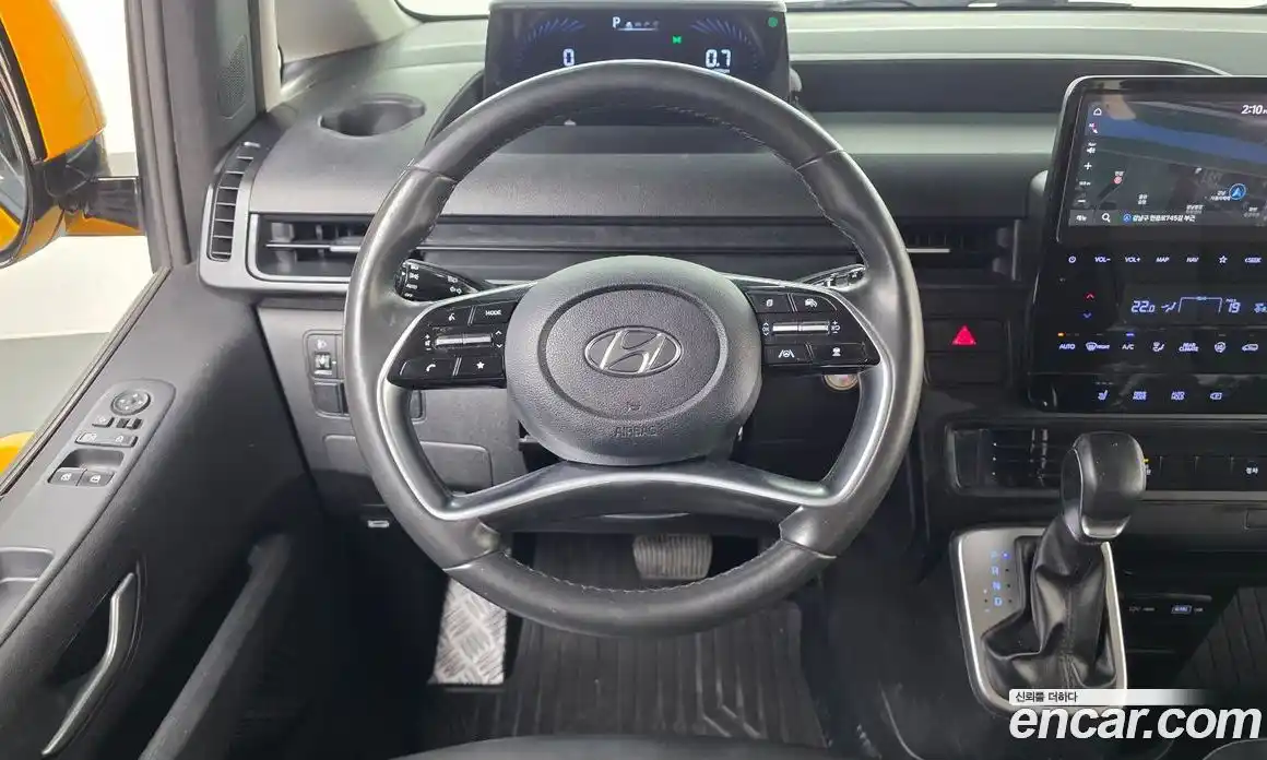 Hyundai Staria 2022 3.5 автомат (гидро), фото 19