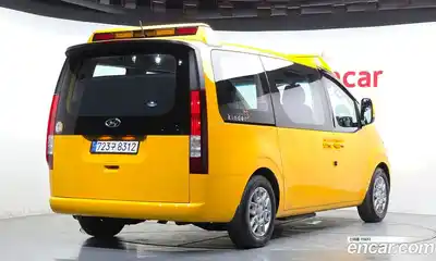 Hyundai Staria 2022 3.5 автомат (гидро), миниатюра 2