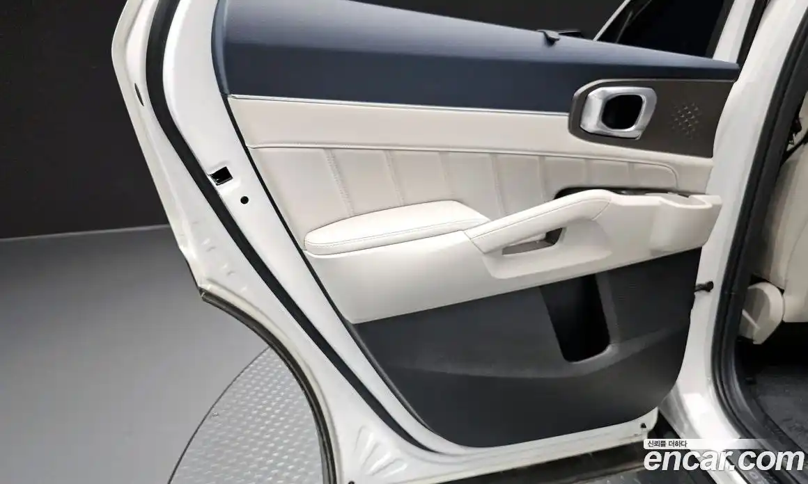 Kia Sorento 2024 1.6 автомат (гидро), фото 15