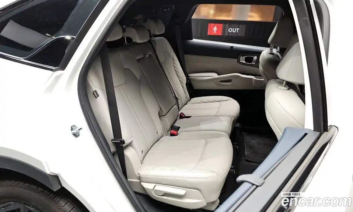 Kia Sorento 2024 1.6 автомат (гидро), фото 17