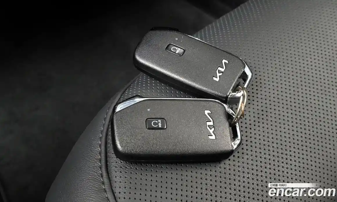 Kia Niro 2023 0.2 автомат (гидро), фото 24